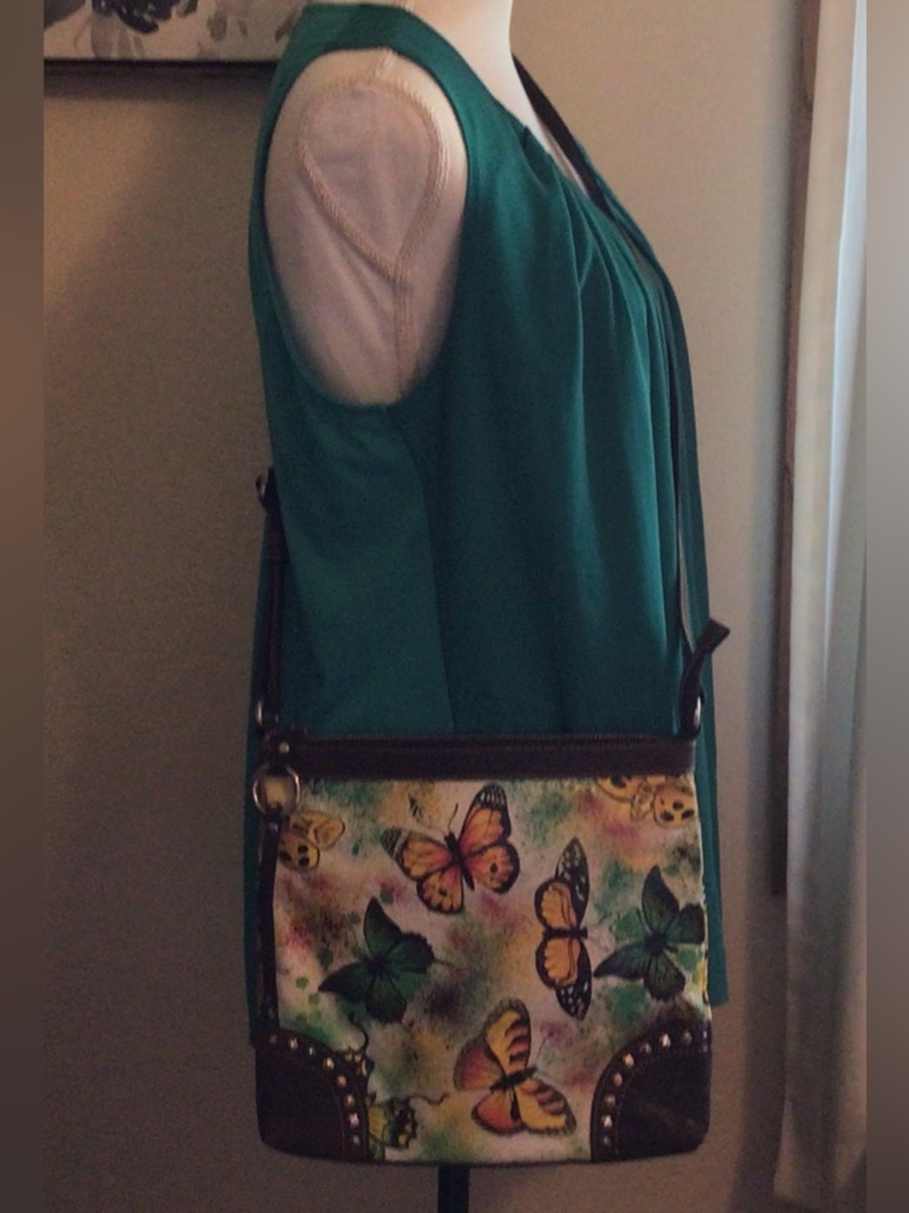 Firenze Bella Butterfly painted Leather Crossbody - Picture 8 of 8